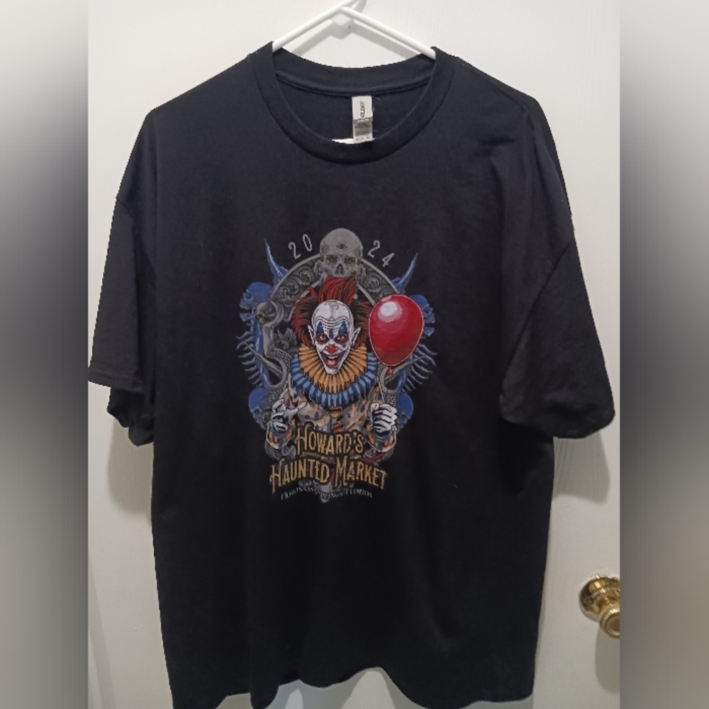 Gildan Howard's Haunted Market Mens XL Tshirt Creepy Clown 2024